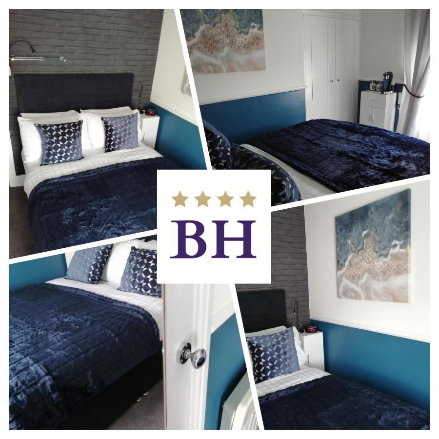 Burleigh Guest House Llandudno Bagian luar foto