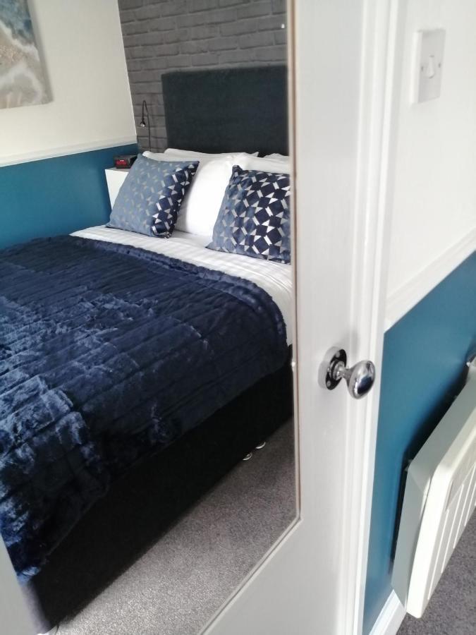 Burleigh Guest House Llandudno Bagian luar foto