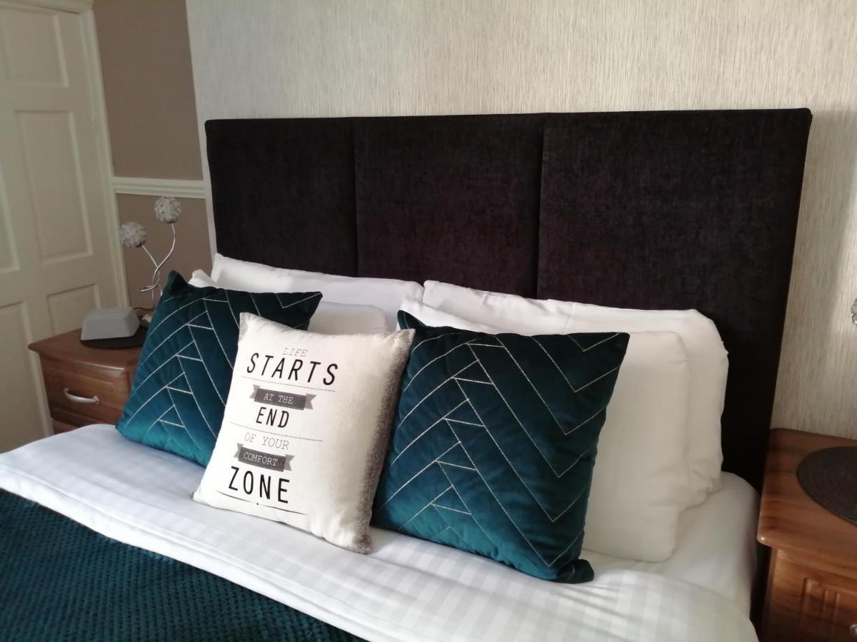 Burleigh Guest House Llandudno Bagian luar foto