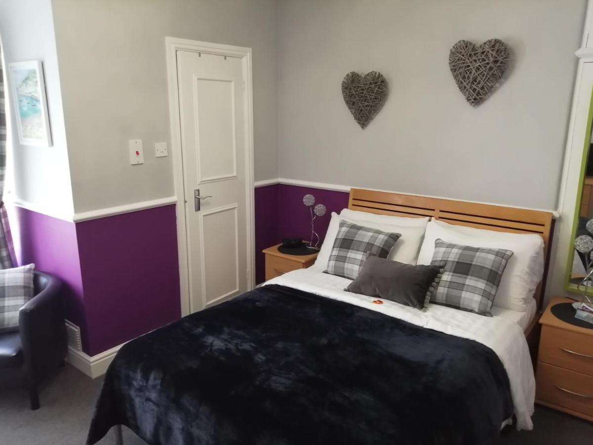 Burleigh Guest House Llandudno Bagian luar foto